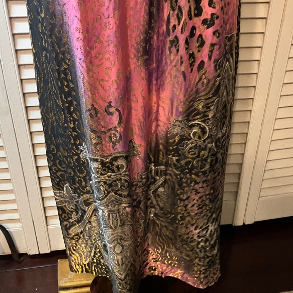 Shoreline Metallic Pink and Black Halter Maxi Dress - Picture 4 of 14